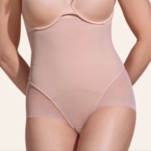 Honey love super power brief